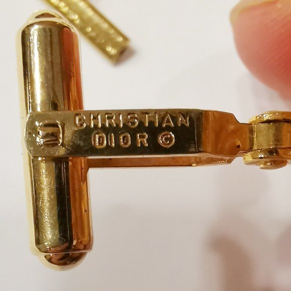 Christian Dior cuff links & tie clip - Picture 4 of 4